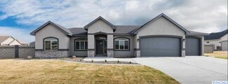 8631 W 12th Ave, Kennewick, WA 99338