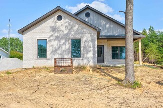0 N Walnut Dr Unit 202316179, Santa Claus, IN 47579