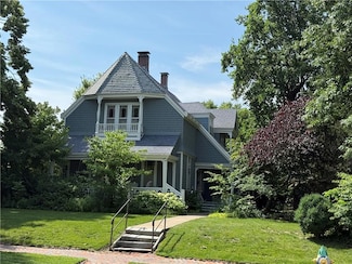 222 W Gay St, Warrensburg, MO 64093