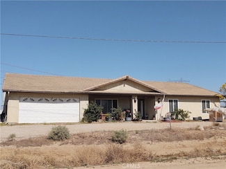 9373 Nevada Rd, Phelan, CA 92371