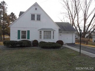 11 Curtis Rd, Vernon, NY 13476