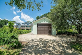 127 Brown Pelican Loop, Pawleys Island, SC 29585