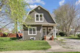 505 Prairie St, Guthrie Center, IA 50115
