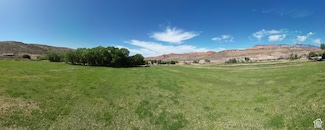 12 Berry Ln Unit A & B, Leeds, UT 84746