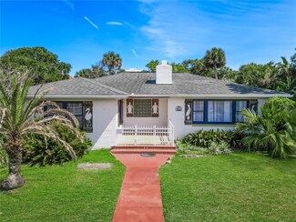 410 Riverview Blvd, Daytona Beach, FL 32118