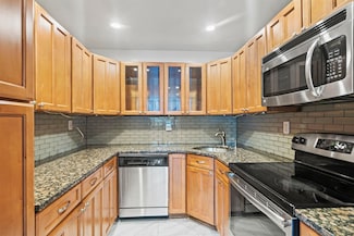 1 Greene St Unit 105, Jersey City, NJ 07302