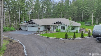 39022 Mountain Park Dr E, Roy, WA 98580
