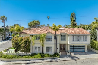 1161 8th St, Manhattan Beach, CA 90266