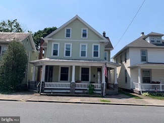 231 W High St, Hummelstown, PA 17036