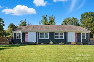 316 Hollis Rd, Charlotte, NC 28209