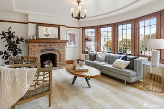 71 Ridgewood Ave, San Francisco, CA 94112