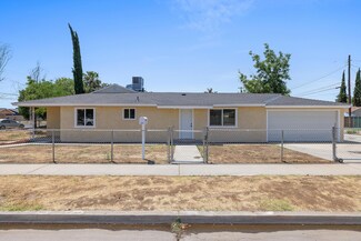 3893 E Woodward Ave, Fresno, CA 93702