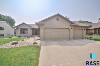 4109 S Bond Ave, Sioux Falls, SD 57103