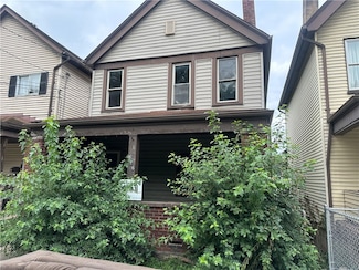 626 Ohio Ave, Glassport, PA 15045