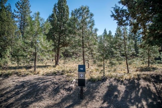 61482 Meeks Trail, Bend, OR 97702