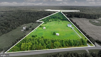 13258 Stonewall Jackson Rd, Woodford, VA 22580
