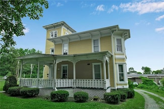 72 2nd St, Geneseo, NY 14454