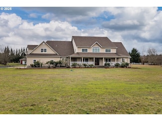 3181 Fisher Rd, Roseburg, OR 97471