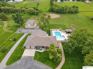 4915 S 184th Plaza, Omaha, NE 68135