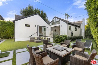 8700 Dorrington Ave, West Hollywood, CA 90048