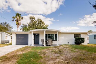 2120 Hess Dr, Holiday, FL 34691