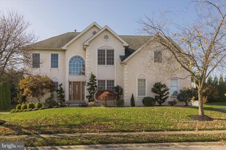 10 Amberfield Ln, Hockessin, DE 19707
