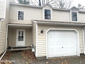 89 Deer Run Dr, Ballston Spa, NY 12020