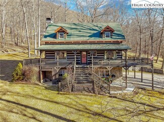 121 Wicker St, West Jefferson, NC 28694