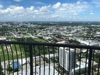 1750 N Bayshore Dr Unit 5215, Miami, FL 33132