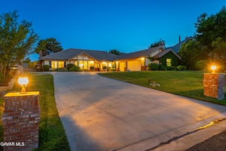 5908 Alleppo Ln, Palmdale, CA 93551