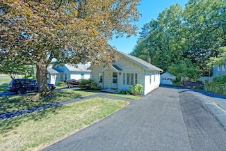 34 Cooper Ave, Troy, NY 12180