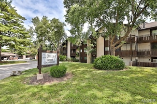1380 Heritage Landing Unit 206, Saint Charles, MO 63303