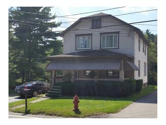 63 E Main St, New Salem, PA 15468