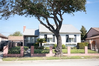 2423 W 118th St, Hawthorne, CA 90250