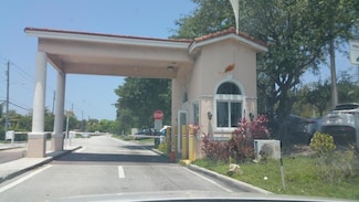 20400 NW 7th Ave Unit 204, Miami, FL 33169