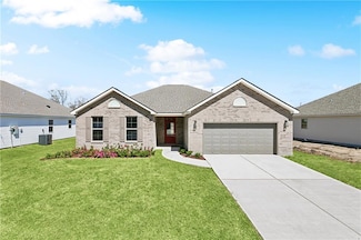 952 Dandelion Dr, Westwego, LA 70094