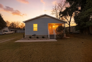 206 Weaver St, Tullahoma, TN 37388