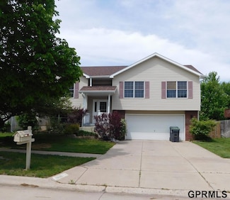 1300 Patterson Dr, Lincoln, NE 68522