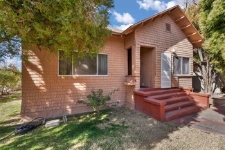 305 13th St NW, Albuquerque, NM 87102