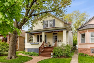 941 Lathrop Ave, Forest Park, IL 60130