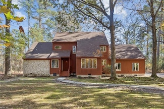 42 Brickhouse Rd, Poquoson, VA 23662