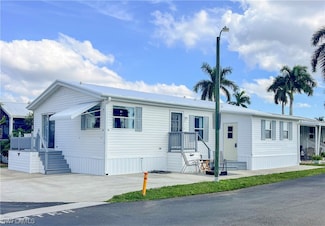 11173 Sunburst Ln, Fort Myers, FL 33908