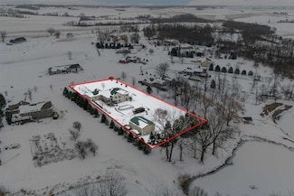 7997 218th Ave, Martelle, IA 52305