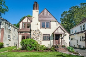 148 Smull Ave, West Caldwell, NJ 07006