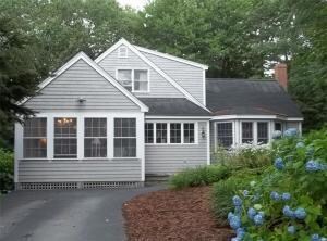 57 School St, Kennebunkport, ME 04046