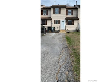 540 Saracino Dr, Maybrook, NY 12543