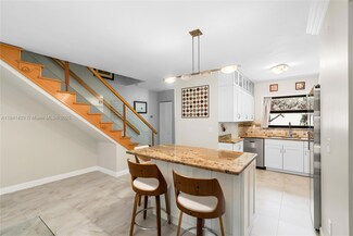 2159 N 14th Ave, Hollywood, FL 33020