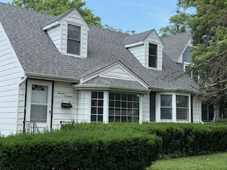 1314 Somerset Ave, Deerfield, IL 60015