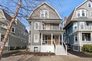 122 Highland Rd Unit 2, Somerville, MA 02144