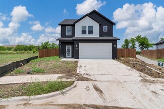 588 Highview Ct, Godley, TX 76044